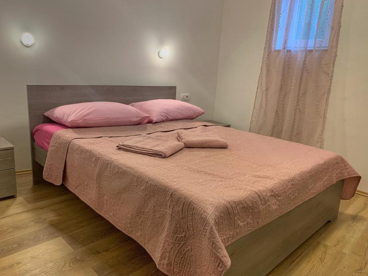 Apartment Lea Mataija نوفي فينودولسكي المظهر الخارجي الصورة