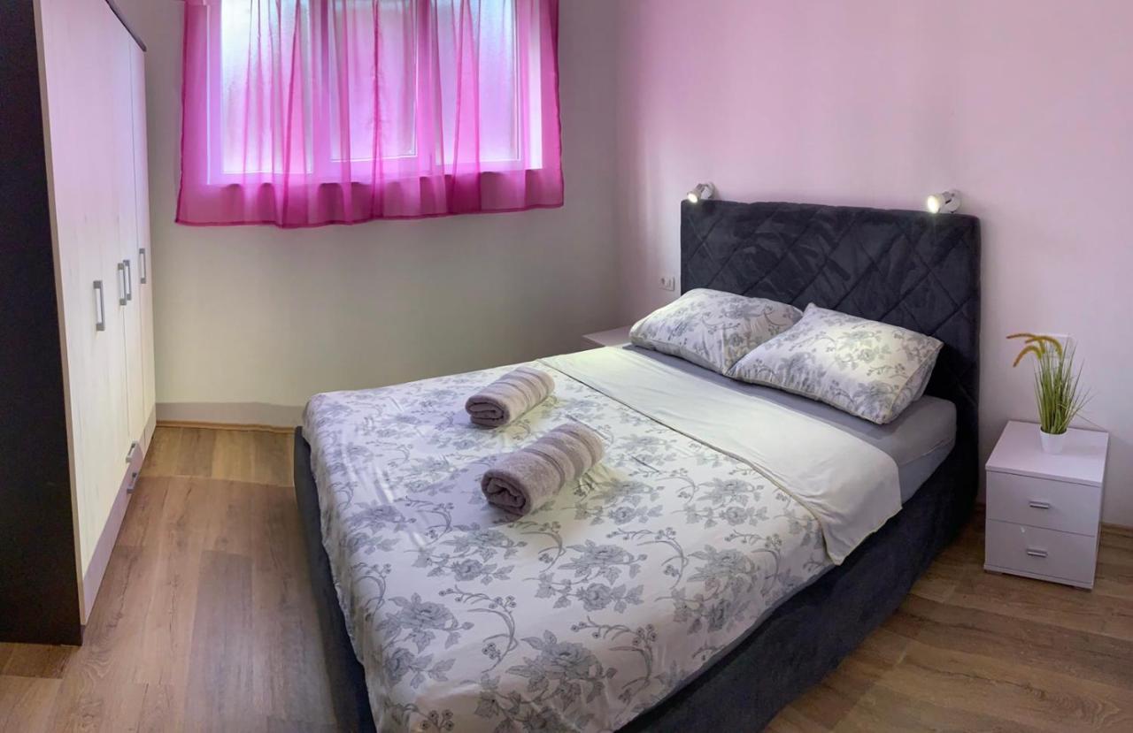 Apartment Lea Mataija نوفي فينودولسكي الغرفة الصورة